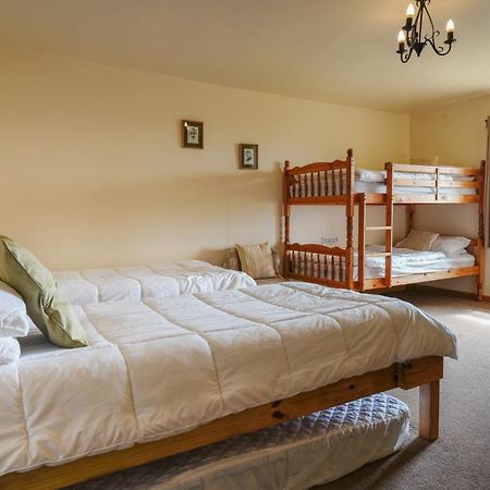 הוילה בקסטון Hulmes Vale House - Sleeps 14 - Peak District מראה חיצוני תמונה